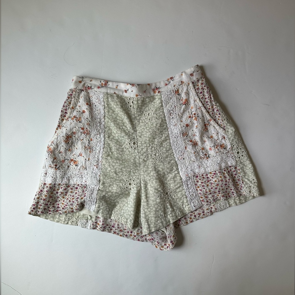 American Eagle Outfitters Floral Patchwork Set - Picture 7 of 8